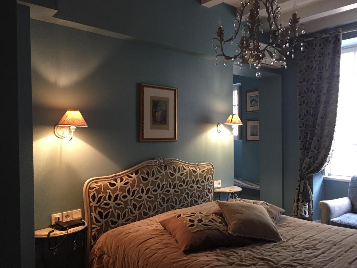 Hotel Saint Pierre Boutique-Hotel โซมูร์ ภายนอก รูปภาพ