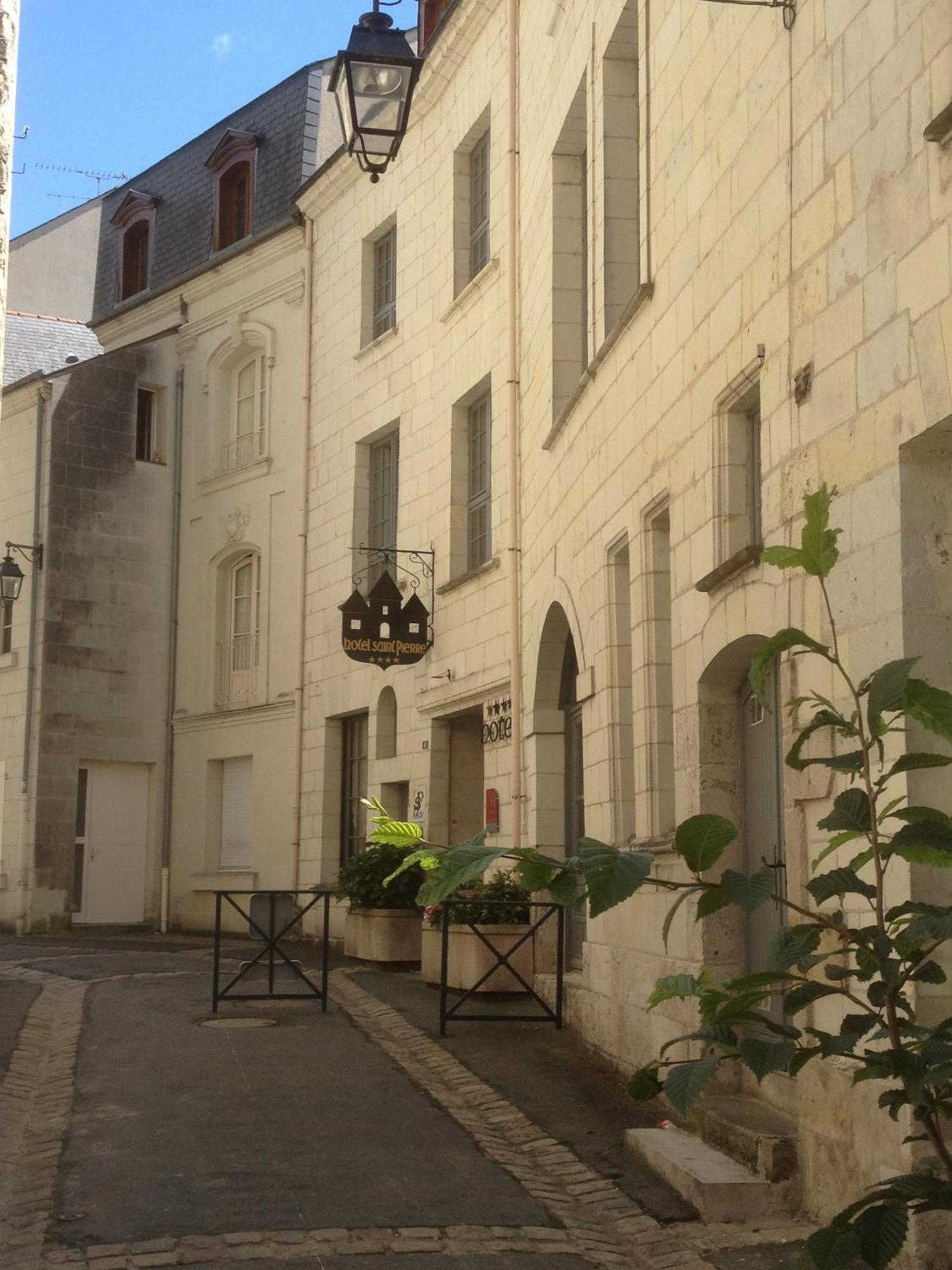 Hotel Saint Pierre Boutique-Hotel โซมูร์ ภายนอก รูปภาพ
