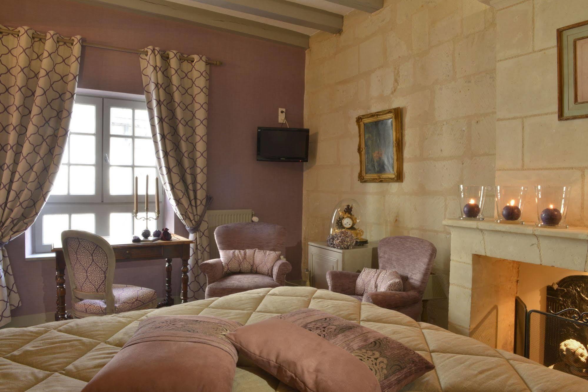 Hotel Saint Pierre Boutique-Hotel โซมูร์ ภายนอก รูปภาพ