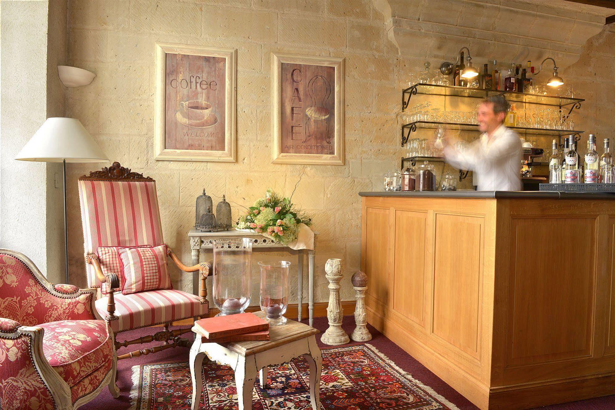Hotel Saint Pierre Boutique-Hotel โซมูร์ ภายนอก รูปภาพ